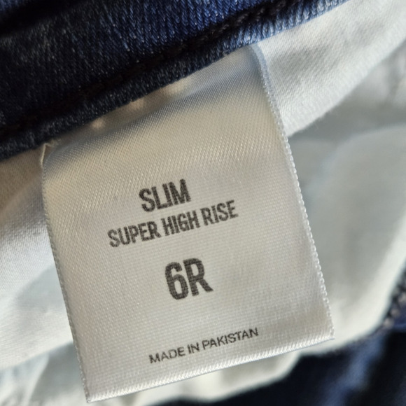 Express Jeans Womens 6 Super High Rise Slim Straight Distressed Stretch Denim - Picture 12 of 13